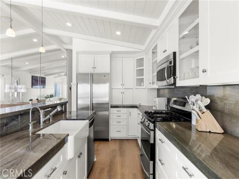 1880 N El Camino Real #14 , San Clemente, CA
