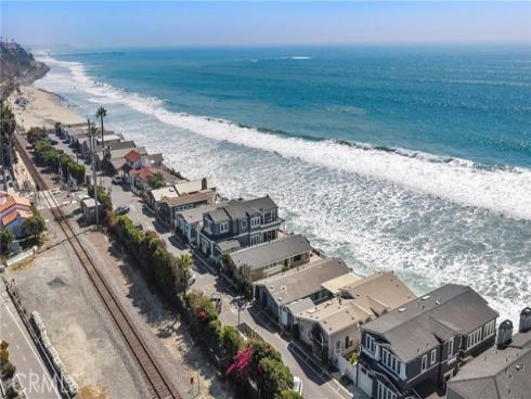 1880 N El Camino Real #14 , San Clemente, CA