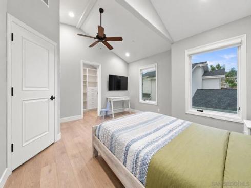 165 W Avenida San Antonio  , San Clemente, CA