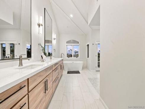 165 W Avenida San Antonio  , San Clemente, CA