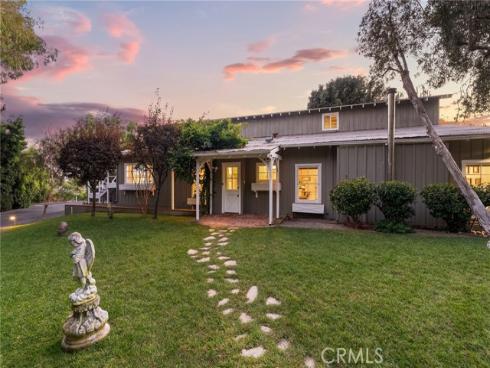 10  Strawberry   Lane, San Juan Capistrano, CA