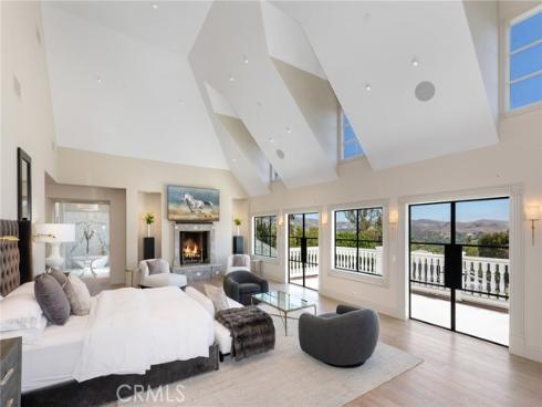 10 Strawberry Lane, San Juan Capistrano, CA