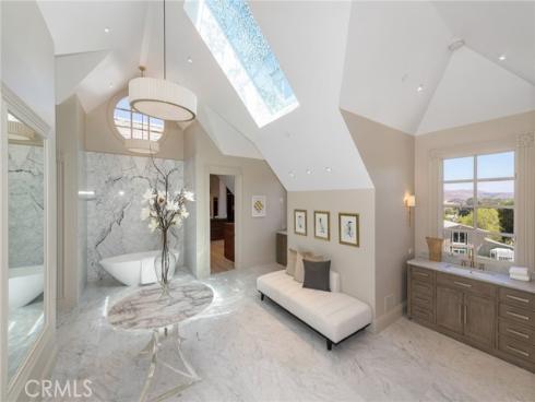 10 Strawberry Lane, San Juan Capistrano, CA