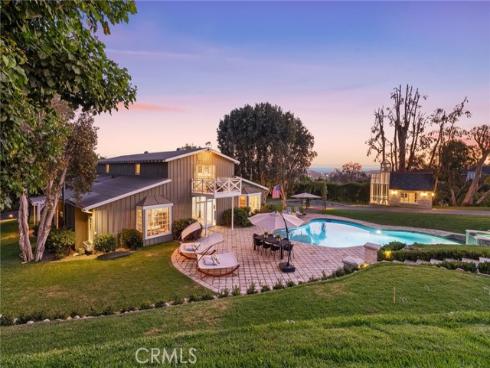 10 Strawberry Lane, San Juan Capistrano, CA