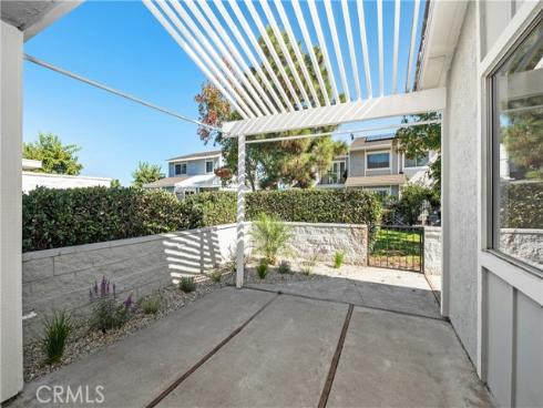 33102 Halfmoon Court, San Juan Capistrano, CA