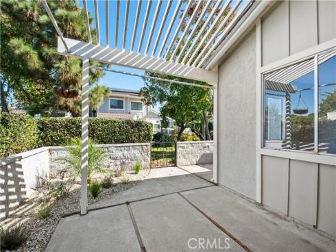 33102 Halfmoon Court, San Juan Capistrano, CA