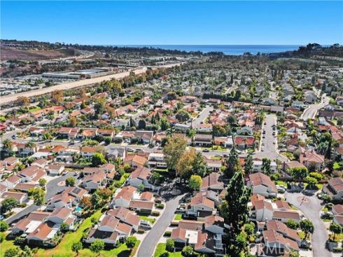 33102 Halfmoon Court, San Juan Capistrano, CA