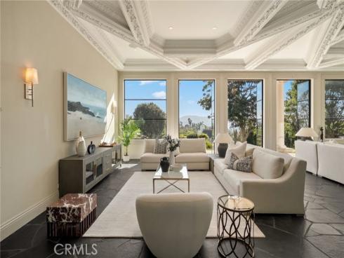 10  Strawberry  , San Juan Capistrano, CA