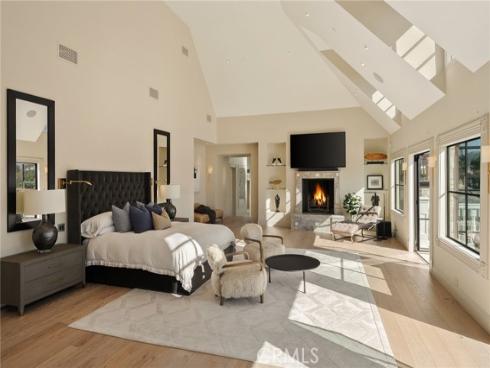 10  Strawberry  , San Juan Capistrano, CA