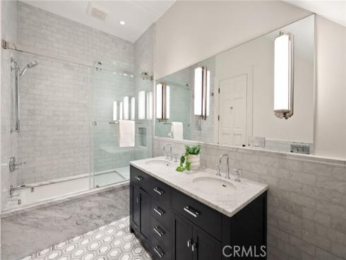 10  Strawberry  , San Juan Capistrano, CA