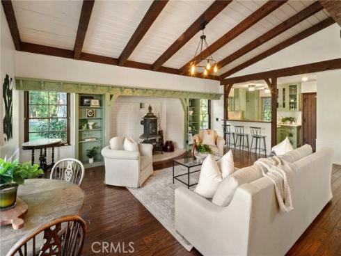 10  Strawberry  , San Juan Capistrano, CA