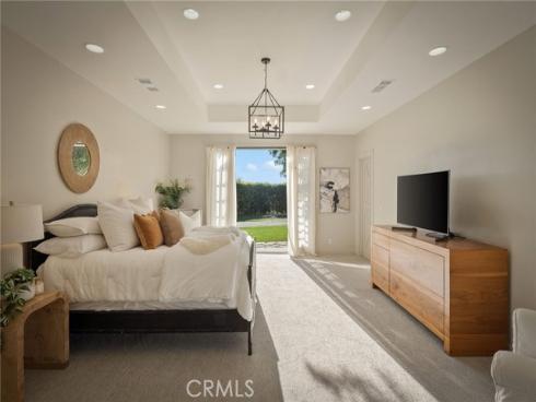 10  Strawberry  , San Juan Capistrano, CA