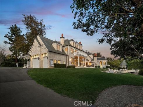 10  Strawberry  , San Juan Capistrano, CA