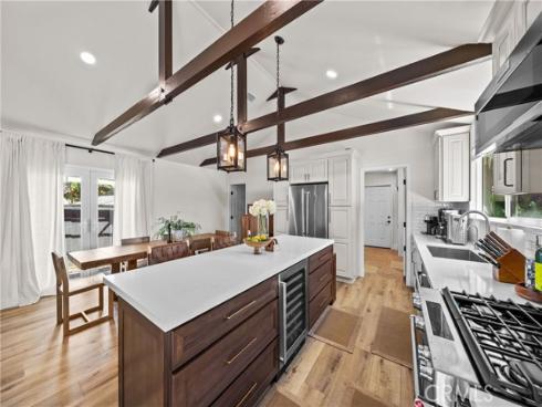 29612  Spotted Bull  , San Juan Capistrano, CA