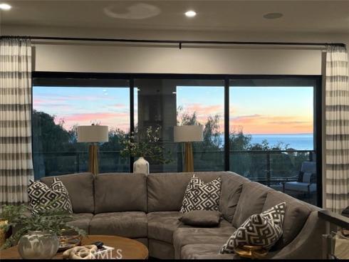 26308 Paseo Sillin , San Juan Capistrano, CA