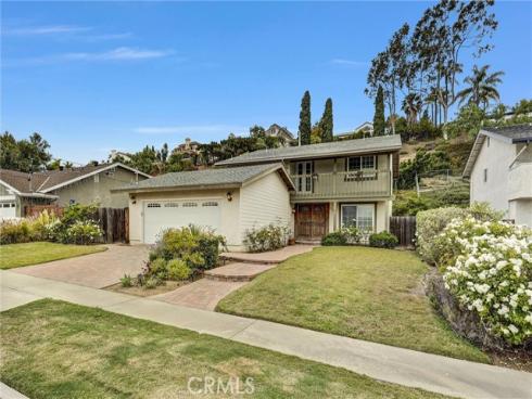 32611 Carreterra Drive