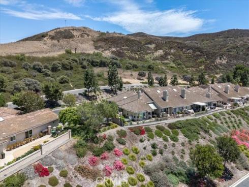 27589 Paseo Segovia , San Juan Capistrano, CA
