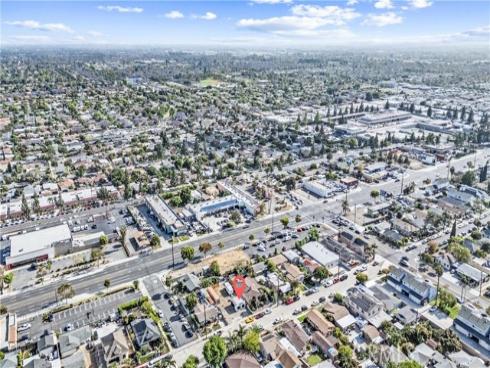 1704 W 2nd Street, Santa Ana, CA