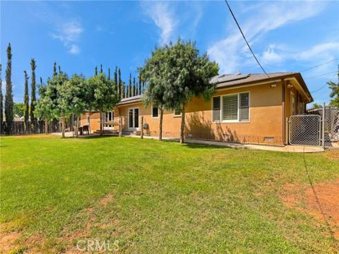 1532  Windsor   Lane, Santa Ana, CA