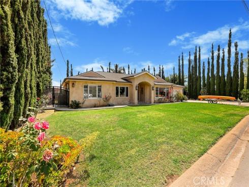 1532  Windsor   Lane, Santa Ana, CA