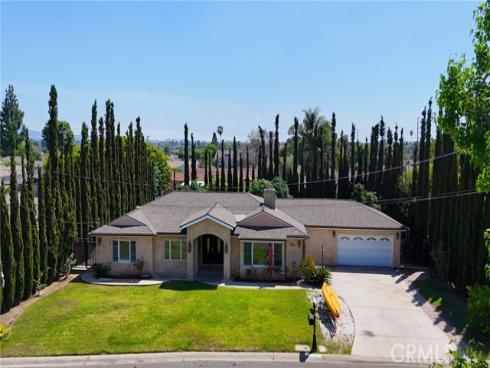 1532  Windsor   Lane, Santa Ana, CA