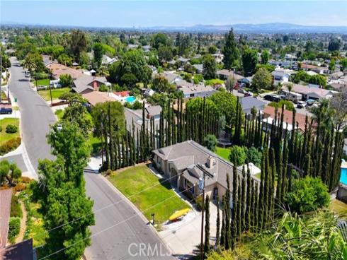 1532  Windsor   Lane, Santa Ana, CA