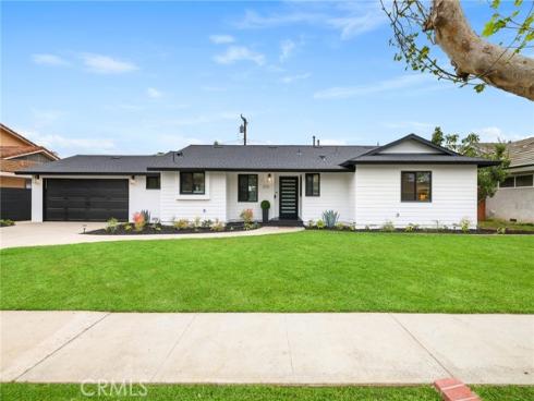 2104 N Greenbrier   Street, Santa Ana, CA