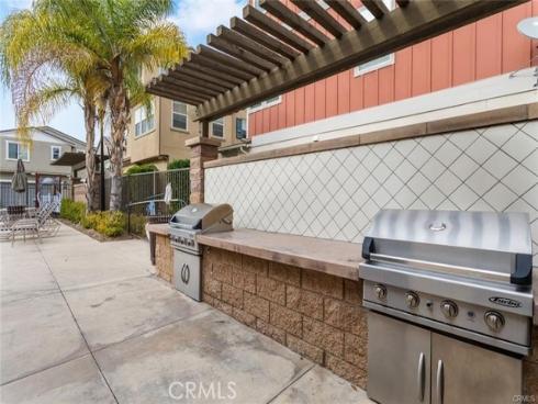 611 W Tribella   Court, Santa Ana, CA