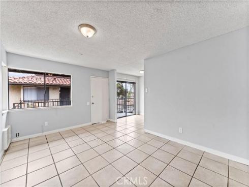 3947 W Mcfadden  D  Avenue, Santa Ana, CA