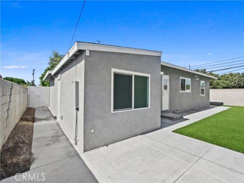 2429 W Borchard   Avenue, Santa Ana, CA