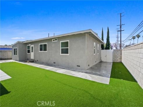 2429 W Borchard   Avenue, Santa Ana, CA