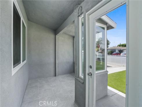 2429 W Borchard   Avenue, Santa Ana, CA