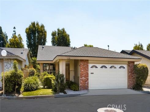 2126 E Wellington   Avenue, Santa Ana, CA