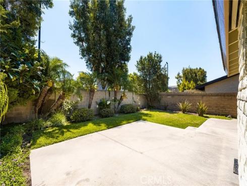 2126 E Wellington   Avenue, Santa Ana, CA