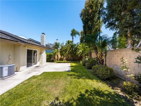 2126 E Wellington   Avenue, Santa Ana, CA