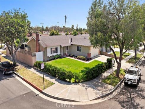 1502 W Flora   Street, Santa Ana, CA