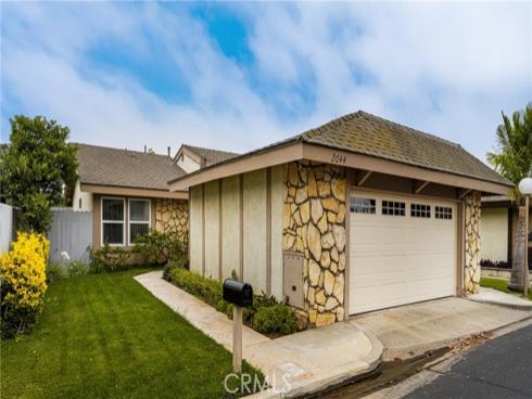 2044 E Wellington   Avenue, Santa Ana, CA