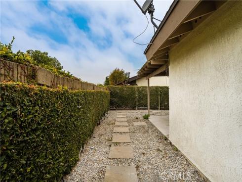 2044 E Wellington   Avenue, Santa Ana, CA