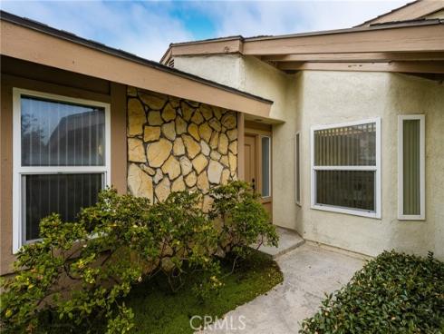 2044 E Wellington   Avenue, Santa Ana, CA