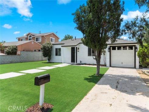 2530  Huckleberry   Road, Santa Ana, CA