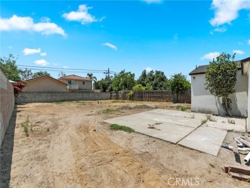 2530  Huckleberry   Road, Santa Ana, CA