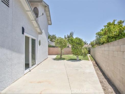 822 E Borchard   Avenue, Santa Ana, CA