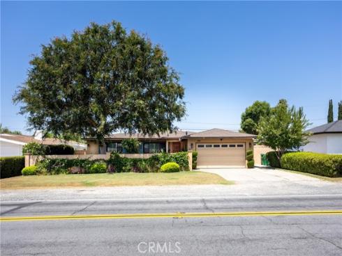 13851  Esplanade   Avenue, Santa Ana, CA