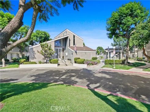 2843 S Fairview  A  Street, Santa Ana, CA