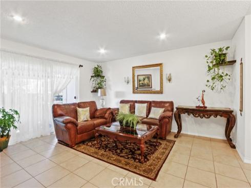 2843 S Fairview  A  Street, Santa Ana, CA