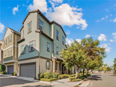 618 W Tribella   Court, Santa Ana, CA