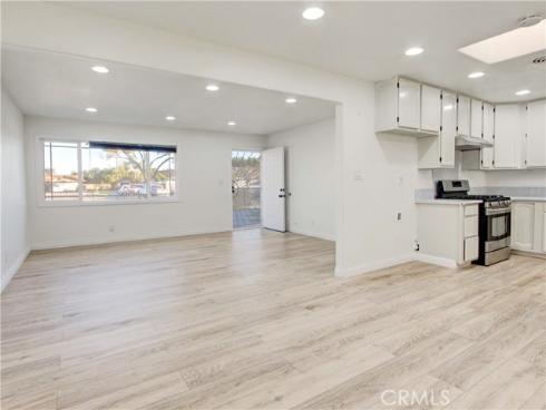 1114 N Gates   Street, Santa Ana, CA