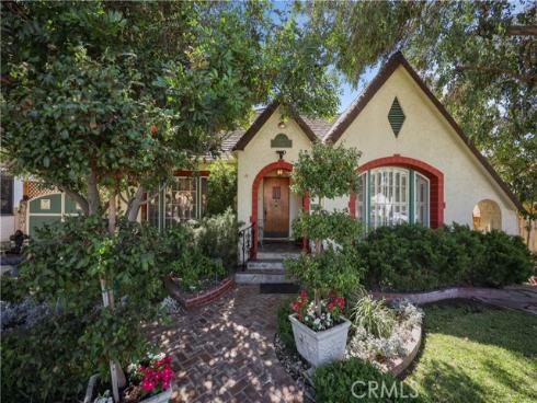 2446 N Heliotrope   Drive, Santa Ana, CA