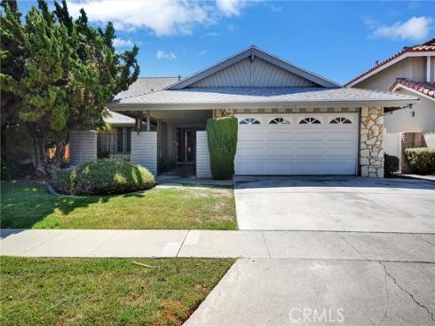 1418 W Carriage   Drive, Santa Ana, CA