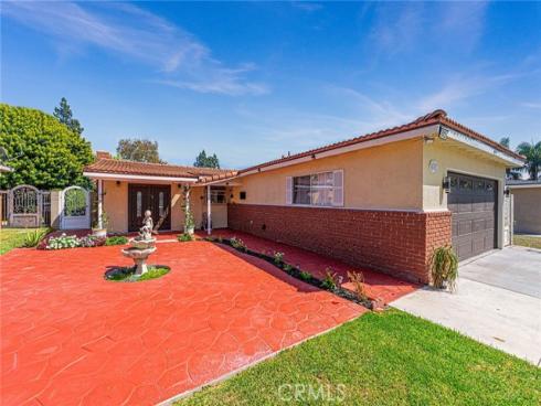 813 N Mantle   Lane, Santa Ana, CA